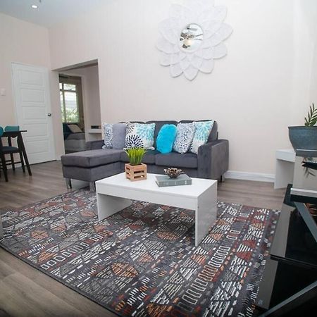 Raynebow Chateau - Chic City Getaway Port of Spain Luaran gambar